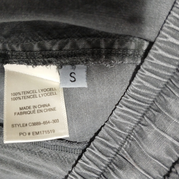 Anthropolgie Cloth And Stone Tencel Ladies Cargo Jogger. Size S - Picture 6 of 7